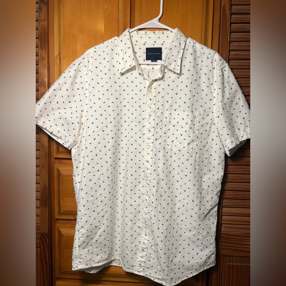 American Eagle Outfitters White Casual Button Down Shirt